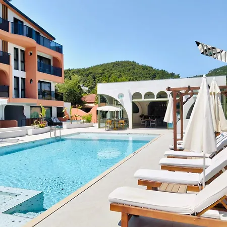 Otel Hayat *